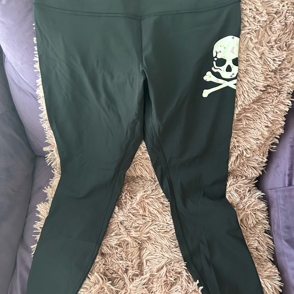 lululemon athletica Black Skull Leggings